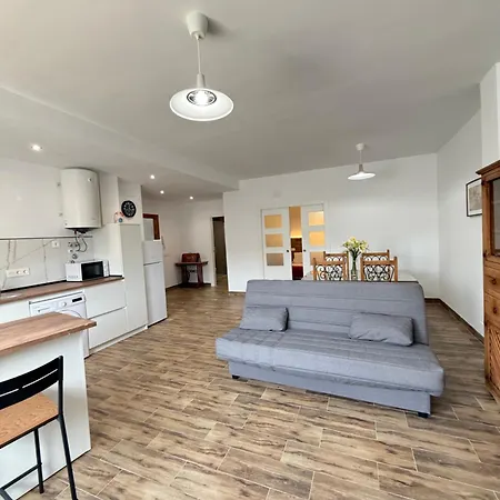 Casa De La Vega Apartment *